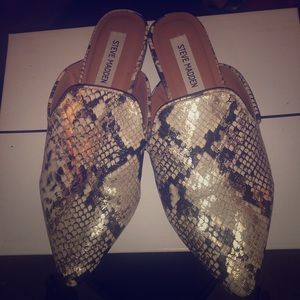 Steve Madden Snake Print Mules Sz 8.5